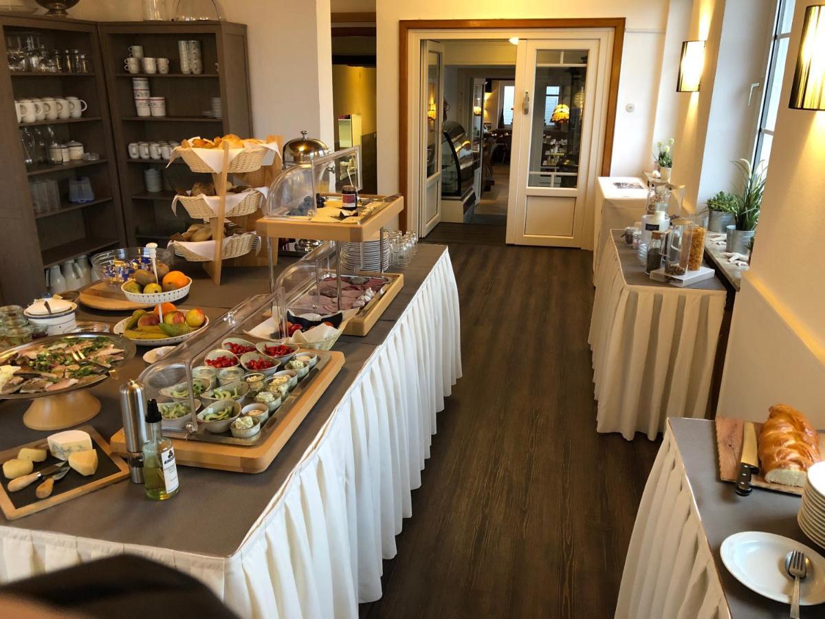 Heeren'S Hotel Garni Bensersiel Zewnętrze zdjęcie