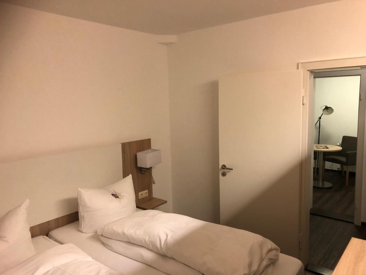 Heeren'S Hotel Garni Bensersiel Zewnętrze zdjęcie