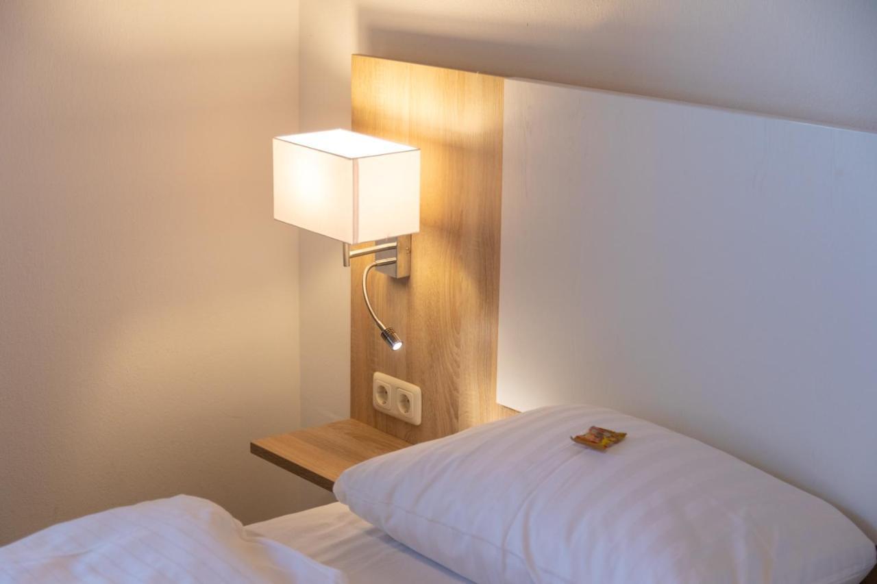 Heeren'S Hotel Garni Bensersiel Zewnętrze zdjęcie